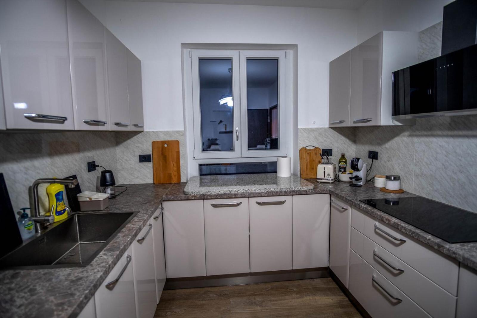 Apartman Panorama غييكا المظهر الخارجي الصورة
