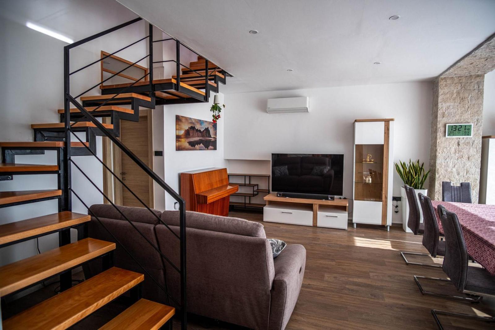 Apartman Panorama غييكا المظهر الخارجي الصورة